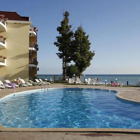 Helios 3*