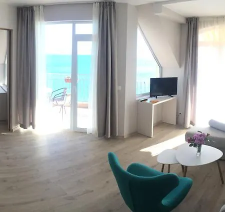 Helios Hotel